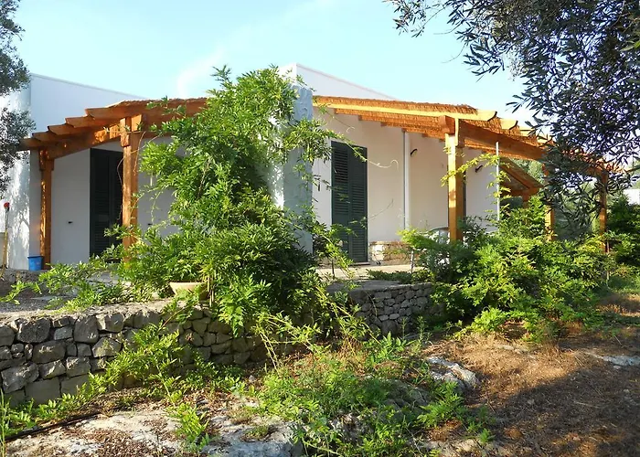 Specchiarussa مزرعة للإقامة مورتشانو دي ليوكا