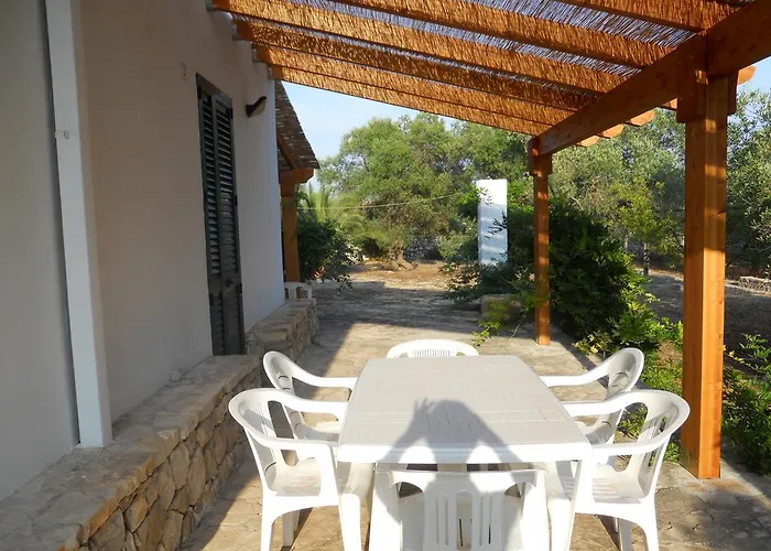 Specchiarussa مزرعة للإقامة مورتشانو دي ليوكا