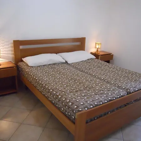 Specchiarussa Κατάλυμα σε φάρμα